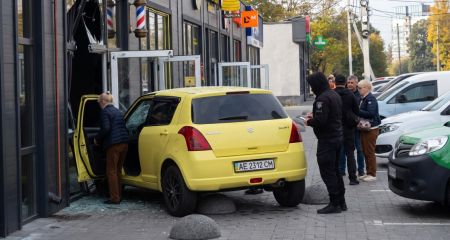 В Днепре легковушка ...