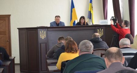 Заседание суда по изменению меры пресечения мэру Терновки перенесли в третий раз подряд