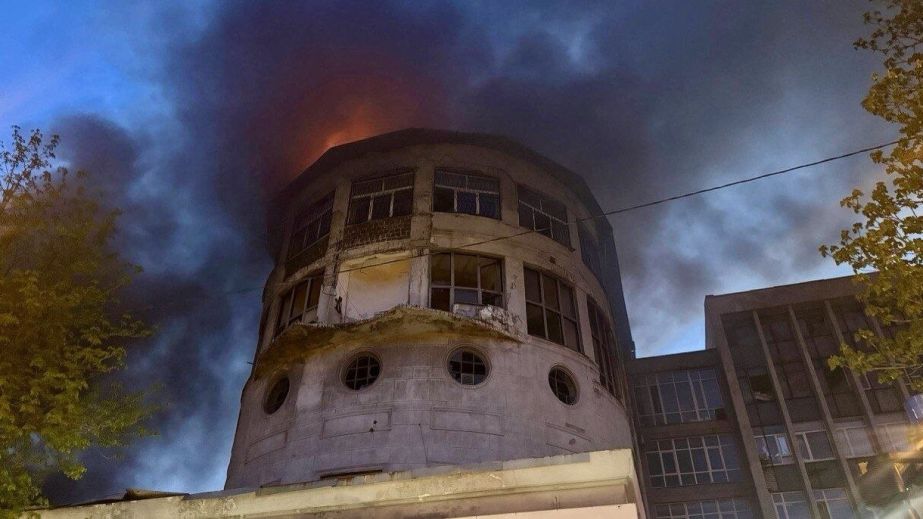 Вночі росіяни атакували БпЛА два райони Дніпропетровщини: троє людей постраждали (ФОТО)