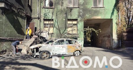 Спалені авто, сажа т...