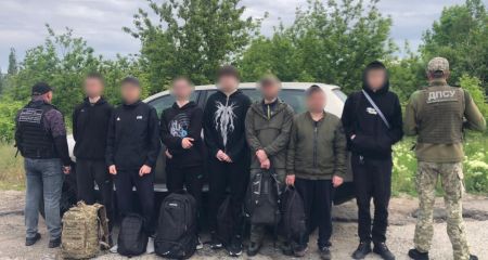 Купил билет в Молдову за $12 000: среди задержанных на границе беглецов оказался житель Днепропетровщины (ФОТО)