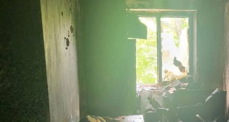 Соседи развернули одеяло: в Кривом Роге ребенок прыгал из окна во время пожара