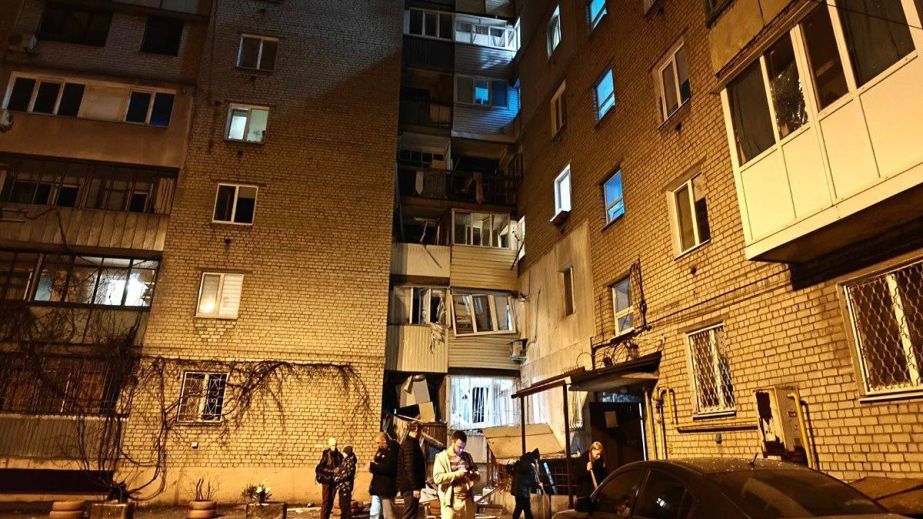 У ДСНС та прокуратурі показали кадри наслідків атаки на Дніпропетровщину вночі 10 лютого (ФОТО)