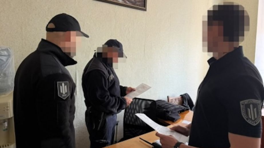 З кусачками через Білорусь до Польщі за $7 000: у Кривому Розі патрульний допомагав ухилянтам втекти за кордон (ВІДЕО)