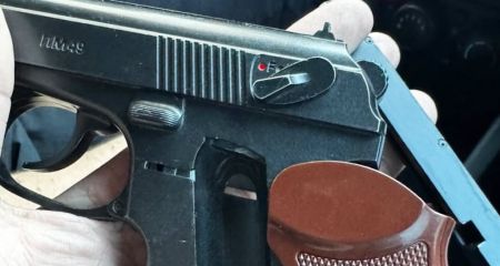 Юні хулігани з Дніпропетровщини побили чоловіка та погрожували застрелити у Львові (ФОТО)
