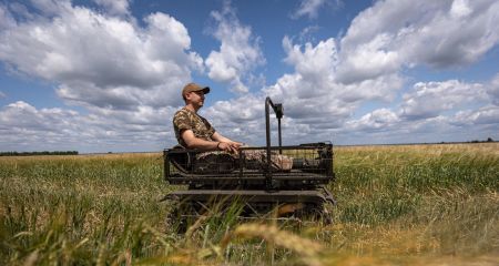 Воїни бригади з Дніпропетровщини розповіли про задачі, які вирішують за допомогою наземних дронів (ФОТО)