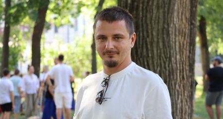 "Еще не все "шахеды" сбил": история ветерана из Днепра Виталия Маркевича, который на протезе освоил вейкборд