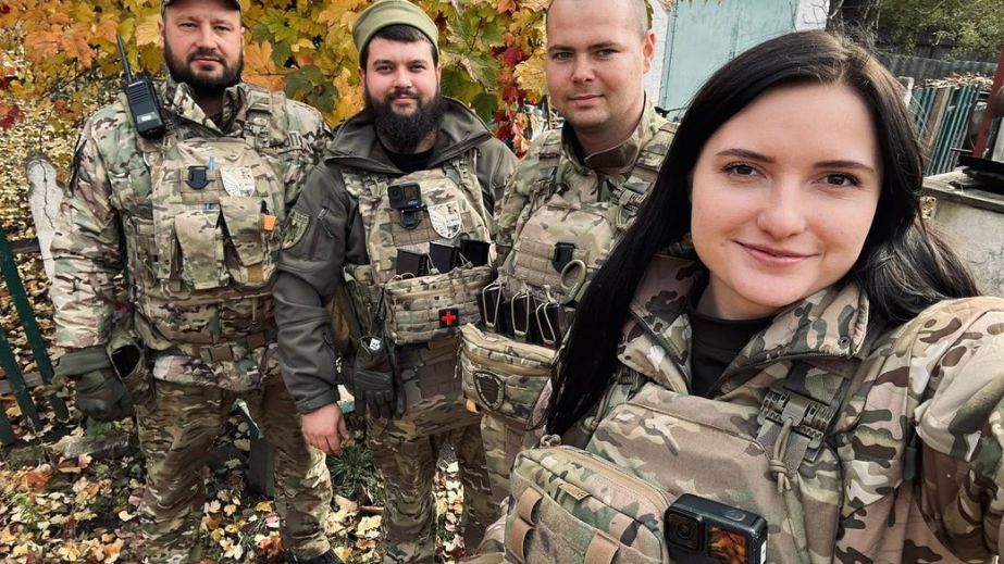 3900 спасенных жизней: история 24-летней полицейской из Днепропетровщины, которая эвакуирует людей в составе "Білих янголів"