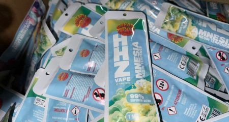З Польщі до Кривого Рогу намагалися провезти контрабандних електронок на 1,5 млн грн (ФОТО)