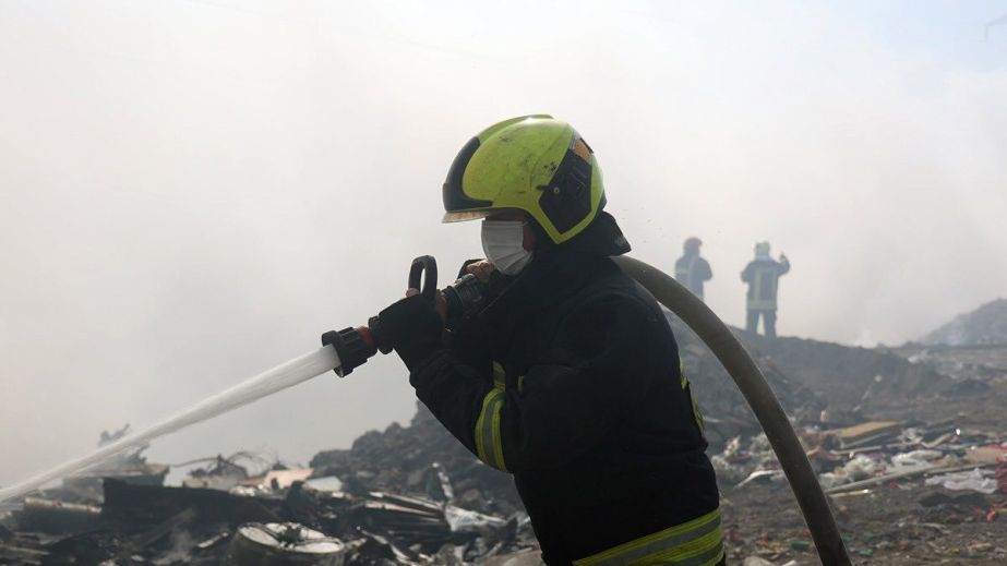 Під Дніпром сталася масштабна пожежа на сміттєзвалищі (ФОТО)