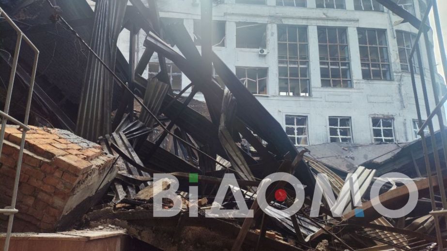 Як виглядає центр Дніпра після нічного удару 15 квітня (ФОТО)