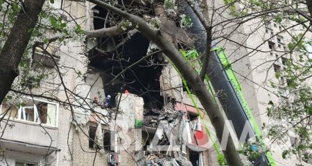 Ночной "шахедный" удар россиян по Днепру 23 апреля: как выглядит многоэтажка, где погибли три человека (ФОТО, ВИДЕО)