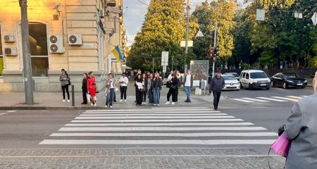 У Дніпрі помітили нестандартний пішохідний перехід: подробиці