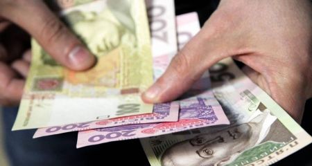 У Кривому Розі жінка незаконно отримала 900 тисяч гривень за безвісти зниклого сина-військового
