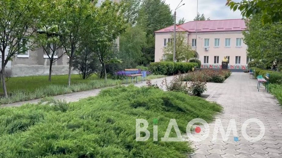 Як у Шахтарському виглядають книга бажань і мурал єдності (ФОТО, ВІДЕО)