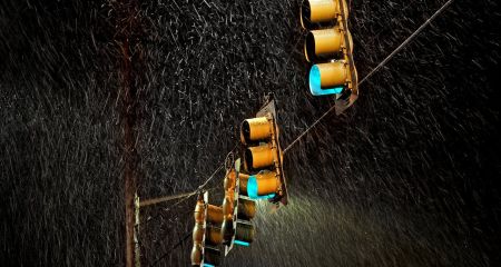 В Днепре на бесперебойники для светофоров потратят 4 миллиона гривен