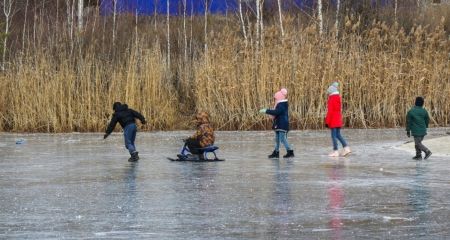 В Кривом Роге дети в...