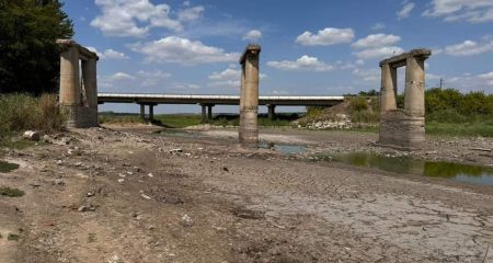 На Дніпропетровщині через обміління річки низка сіл залишилася без води