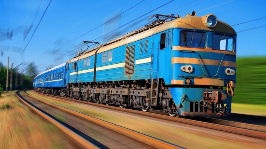 На Днепропетровщине поезд сбил человека