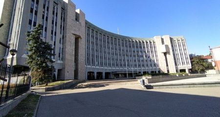 Приліт був в 100 метрах від міськради: мер Дніпра Філатов відреагував на "шахедну" атаку