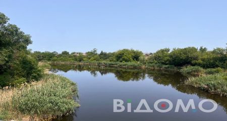 Краще не пірнати: у Павлограді в річці Вовча знайшли небезпечні речовини (ВІДЕО)