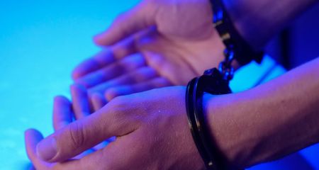 На Дніпропетровщині керівника КЕУ підозрюють у розтраті 2,3 млн грн на закупівлі будматеріалів