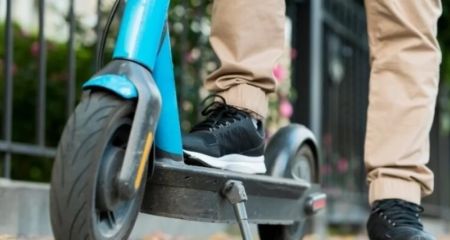 У Кам'янському юнак на електросамокаті збив 6-річну дитину і втік