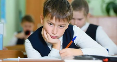 Большинство школьников Днепра выбрали офлайн-обучение