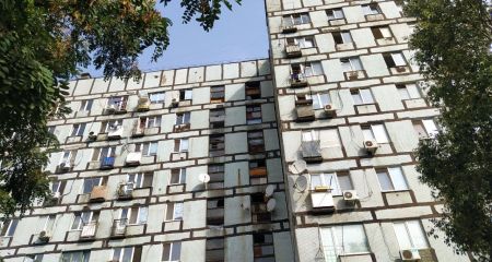 Ракетная атака на Днепр: куда обращаться владельцам поврежденного жилья за помощью