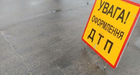В центре Днепра столкнулись трамвай и грузовик