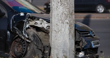 У Дніпрі на проспекті Хмельницького зіштовхнулись два легковики: є постраждала (ФОТО)