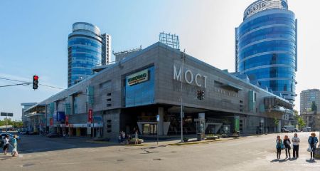 У Дніпрі невідомі "замінували" ТРК "Мост-Сіті"