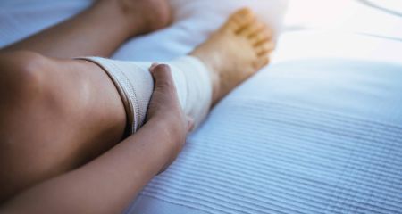 Сім операцій для збереження ноги: у лікарні Дніпра рятують молодого військового