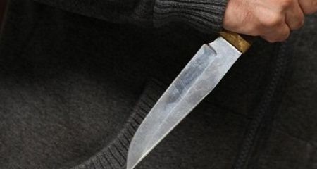 У Кривому Розі чоловік кілька разів штрикнув співмешканку ножем у живіт