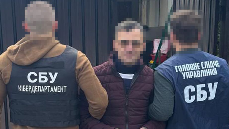 Коригував удари росіян та готував підпали автівок ЗСУ: у Дніпрі затримали ворожого агента-"хіміка"