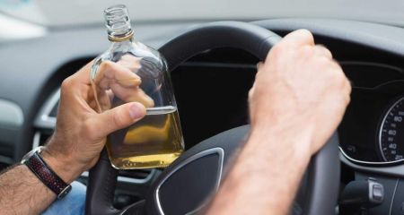 Пьяные и без прав: в Днепре обнаружили сразу двух нетрезвых водителей