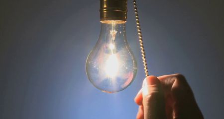 На Дніпропетровщині повернули обмеження на світло: кого це стосується
