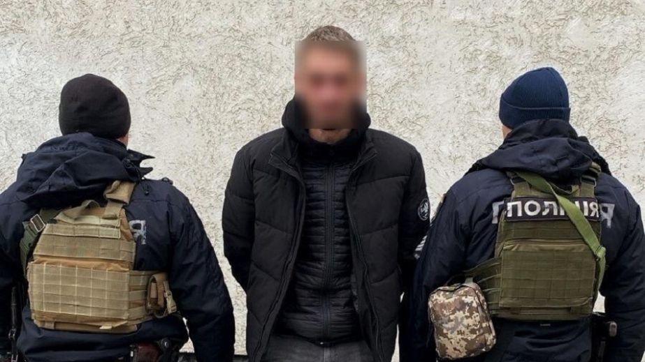 Полиция Днепра разоблачила жителя Николаевщины, совершившего серию краж у пассажиров поездов