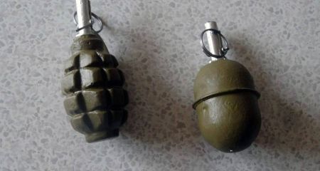 В Днепре на Вокзальной площади обнаружили две гранаты