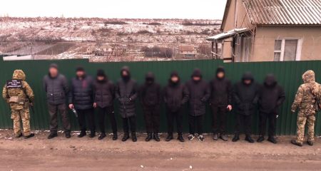 Намагалися незаконно потрапити до Молдови: прикордонники затримали жителів Дніпропетровщини (ВІДЕО)