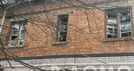 В одній з лікарень повилітали всі вікна: голова Криворізької РВА розповів про наслідки ракетного удару (ВІДЕО)