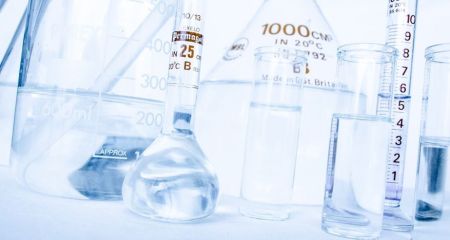 Опасность под водой: в Днепре сразу на двух пляжах обнаружили вредные бактерии