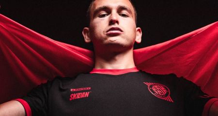 Футболісти "Кривбаса" зробили стильну фотосесію з нагоди дня народження Степана Бандери (ФОТО)