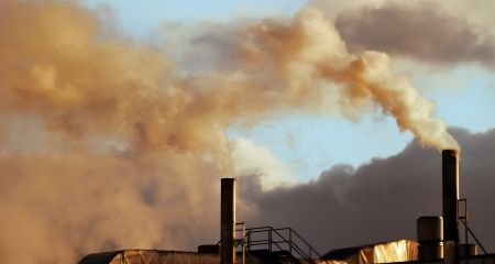 Збитки на 800 тисяч гривень: у Кривому Розі чиновників підприємства судитимуть за забруднення повітря