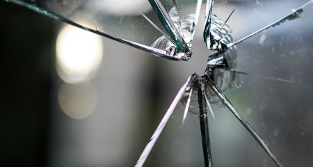 У Кривому Розі невідомі напали на квартиру місцевого адвоката
