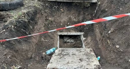 В Кривом Роге в яме "Теплоцентрали" обнаружили тело, которое там могло пролежать несколько лет (ФОТО)