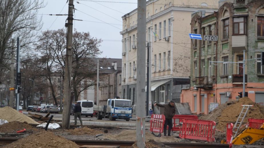 З 17 січня у середмісті Дніпра відкривається рух частиною перехрестя: нова схема об'їзду