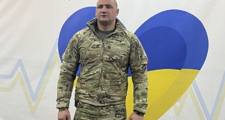 Командир штурмового батальйону "Скала" з Дніпропетровщини отримав зірку Героя України
