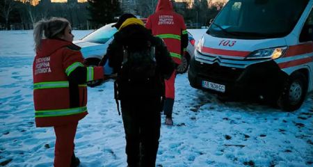 У Дніпрі чоловік на Монастирському острові катався на велосипеді і провалився під кригу (ФОТО)