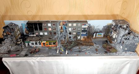 Митець з Дніпропетровщини присвятив діораму Бахмуту (ФОТО)